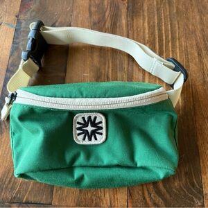 Walker Family Goods Lil Louie Sling in Juniper kid size Fanny pack